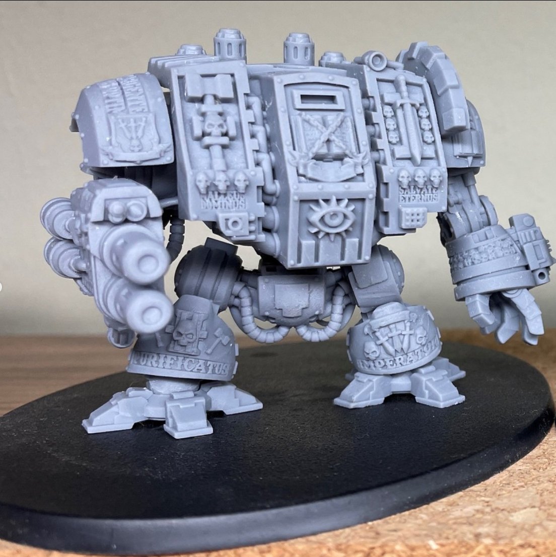 Mediocre StudiosBox Walking Robot of DeathTabletop Gaming Miniature